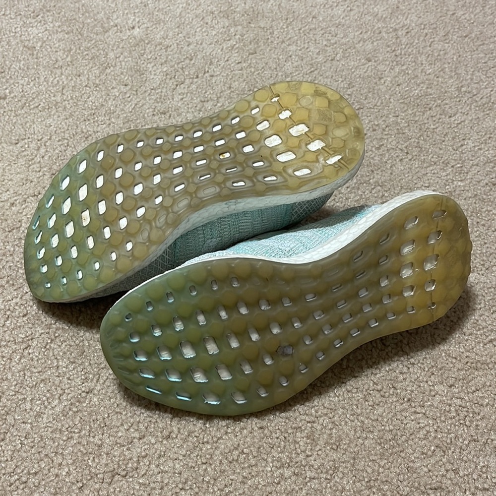 Adidas Pureboost - Picture 2 of 5